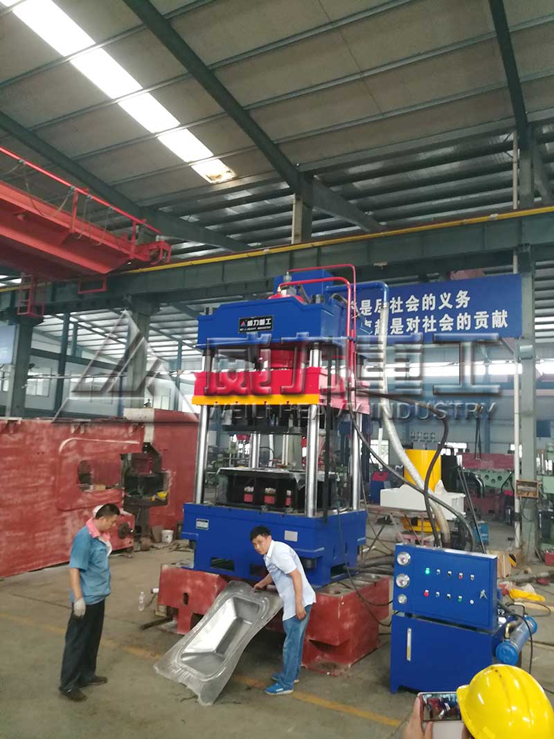 完成灰斗車?yán)斓恼麄€(gè)過(guò)程