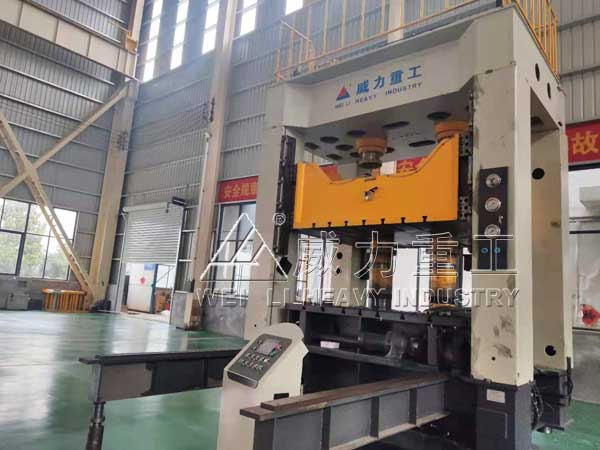 315噸框架式液壓機(jī)